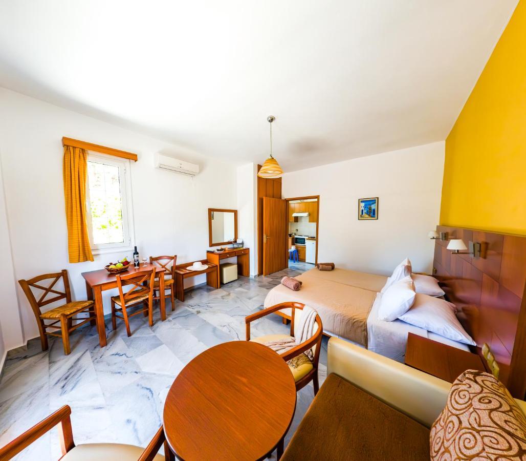 Anna Ageliki Aparthotel Damnoni Exterior foto