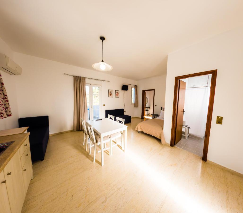 Anna Ageliki Aparthotel Damnoni Exterior foto