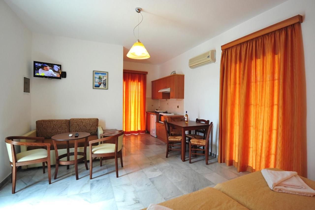 Anna Ageliki Aparthotel Damnoni Exterior foto