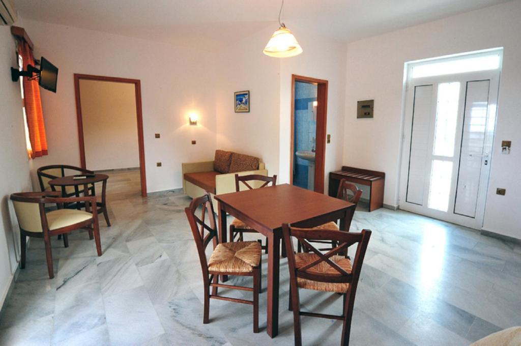 Anna Ageliki Aparthotel Damnoni Quarto foto